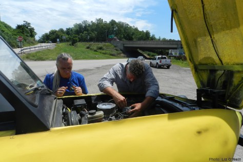 banana_car_pic_large_highway-breakdown