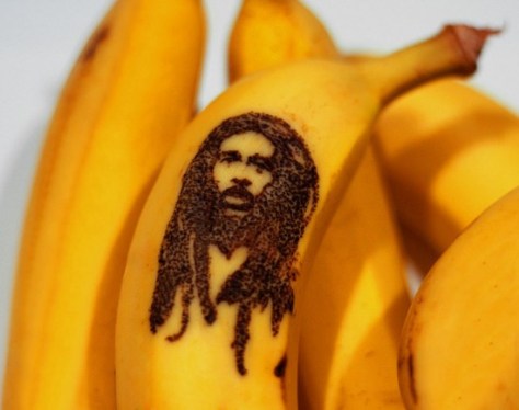Banana-portraits-550x435